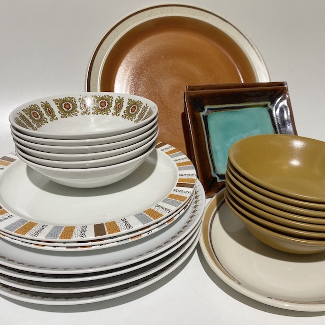 DINNERWARE, 1960s Crockery Assorted